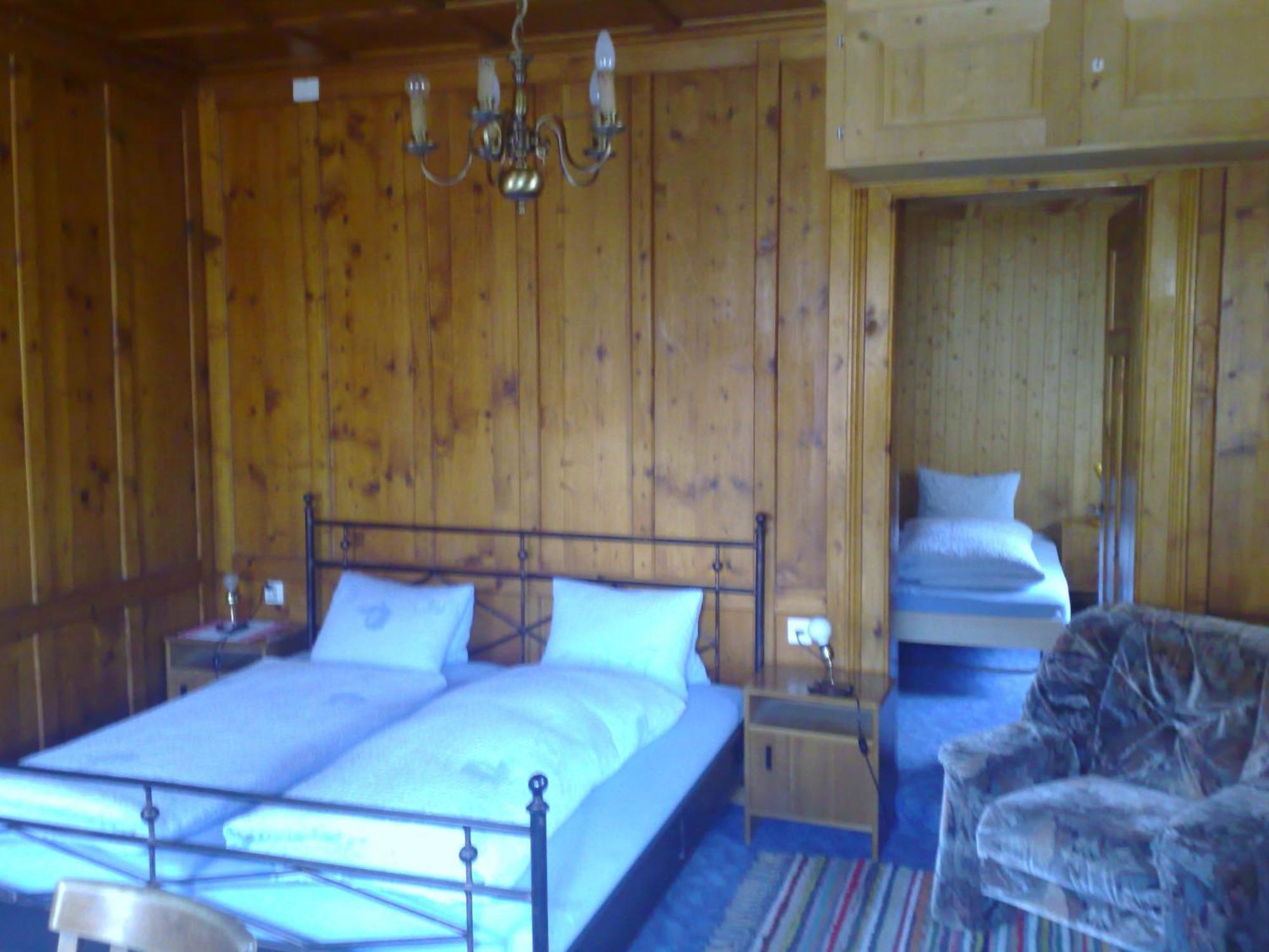Appart hôtel & Chasa Valar Scuol