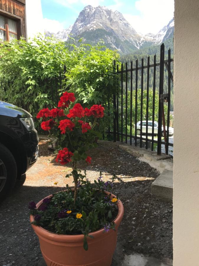 Appart hôtel & Chasa Valar Scuol